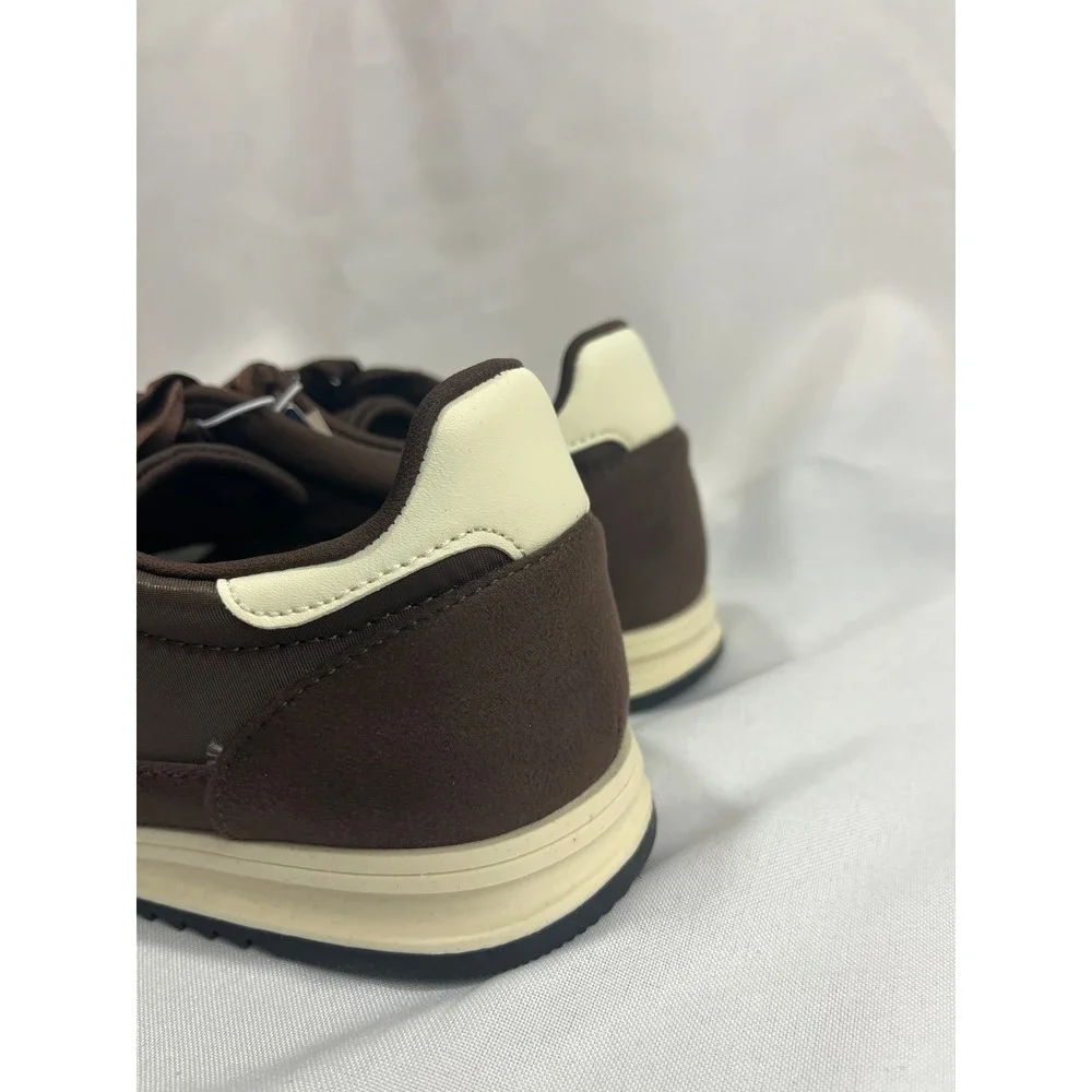 Universal Thread Womens Brown Cream Jogger Sneakers Memory Foam Size 8 NEW